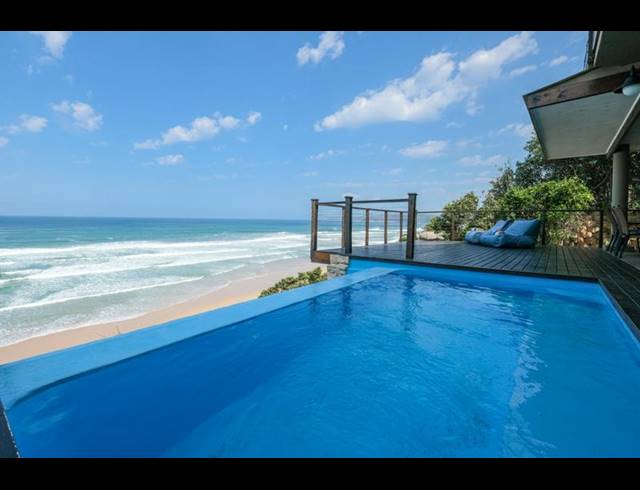 4 BEDROOM HOUSE FOR SALE IN WILDERNESS